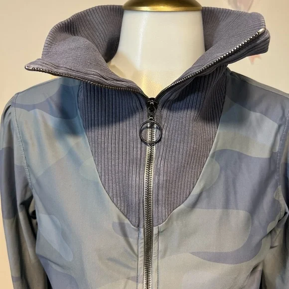 Sunwren Camouflage Women's Jacket - Picture 2 of 7